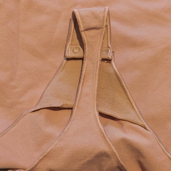 ARITZIA BABATON SEAMLESS CONTOUR SLEEVELESS BODYSUIT BRAND NEW! SIZE XS - Picture 5 of 7